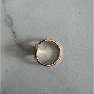 gold ring (Authentic)